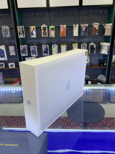 MacBook Neo ๐ป Silver 256GB new box