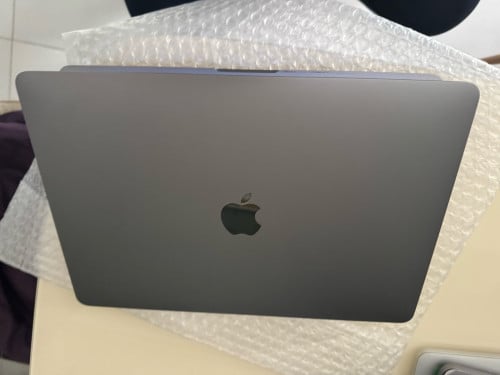MacBook Pro 13inch core i5 Ram16G 256G