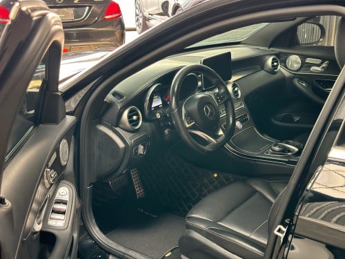Mercedes Benz C300 AMG 2015 ក្រដាសពន្ធថ្មី