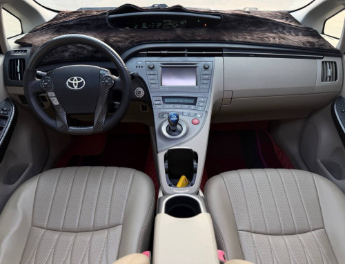 Prius 2012 opt Sola មានលុយ 6000$ ដកឡានបានភ្លាម