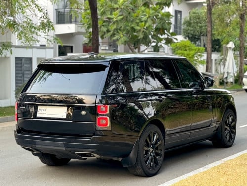 Range Rover Vogue LWB Autobiography(តួរវែង)