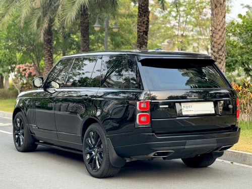 Range Rover Vogue LWB Autobiography(តួរវែង)