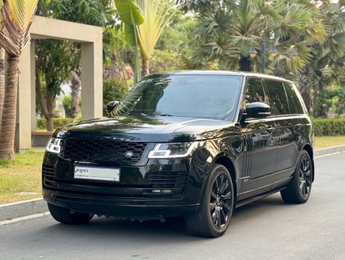 Range Rover Vogue LWB Autobiography(តួរវែង)