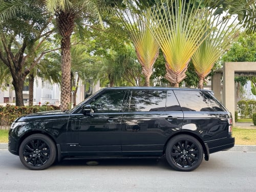 Range Rover Vogue LWB Autobiography(តួរវែង)