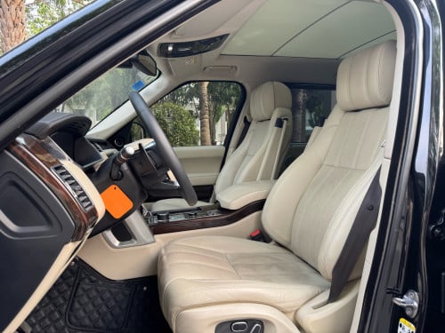Range Rover Vogue LWB Autobiography(តួរវែង)