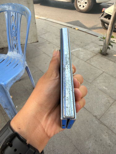 Samsung Zfold 4 256GB អេក្រង់ក្រៅ ក្នុងដំណេីរការទាំងអស់ តួដូចរូប