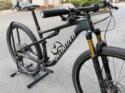 Specialized Epic Comp full Carbon frame