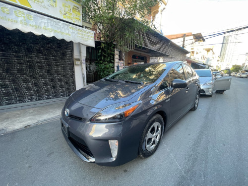 Toyota Prius 2012 option3 new tax paper