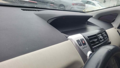 Toyota Prius V 2013 Option 5 Full Advanced Technology