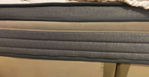 Urgent Sale! Luxury Bed Frame + ICY-PEDIC Mattress (Icy Cool Soft) ស្អាតដូចថ្មី នៅ Sihanoukville