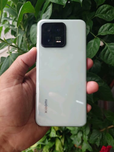 Xiaomi 13 8g/256g_CH(វៃដូរបាន)👉$185