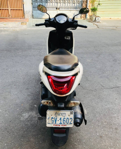 YAMAHA JANUS 750$ , 125cc , 2017 , Japan have lD card