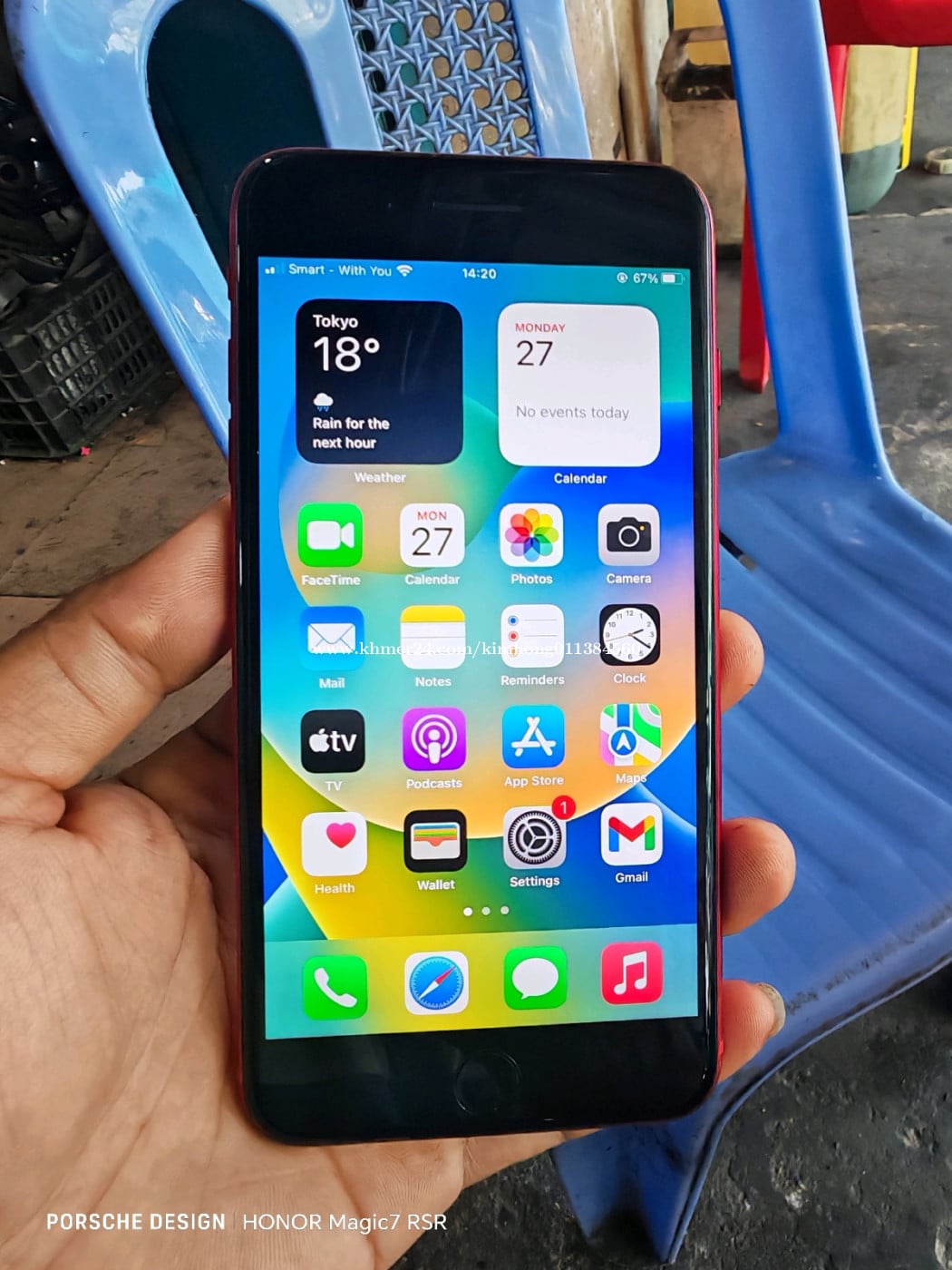 Iphone 8 plus 64G សាណុំសុីនស្អាតលក់ 75$