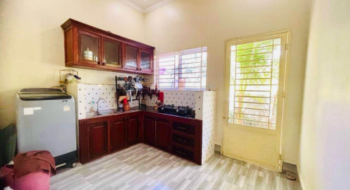 ផ្ទះវីឡាទោល កណ្ដាលក្រុងសៀមរាប លក់បន្ទាន់លក្ខណះល្អ ទឹកដីត្រជាក់ត្រជុំ