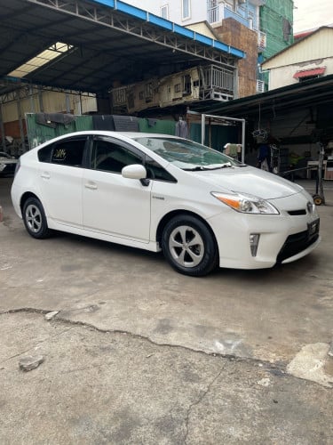 រថយន្ដសម្រាប់លក់