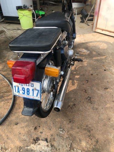 ម៉ូតូលក់