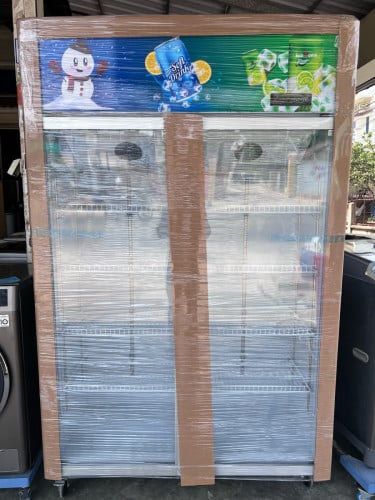 ទូរក្លាស្សេថ្មី ត្រជាក់ស្ងួត