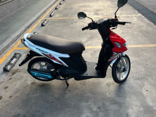 និចឆ្នាំ2021ឡើង2025ខ្ចីណាស់