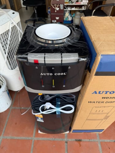 ម៉ាសុីនទឹកក្តៅផ្កាប់ធុង Auto cool 100$ ធានា២ឆ្នាំ