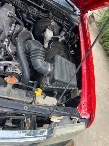 ឡានលក់ ford 2006 លេខដៃ