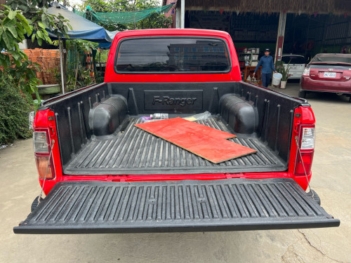 ឡានលក់ ford 2006 លេខដៃ