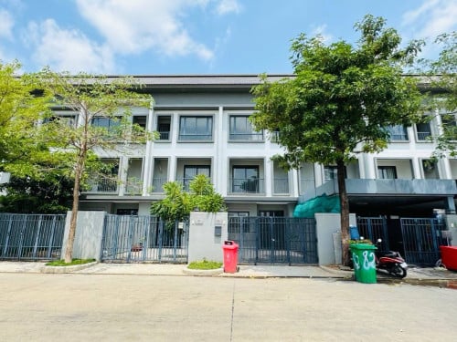 联排别墅 LA 出租 | Link Villa LA for Rent