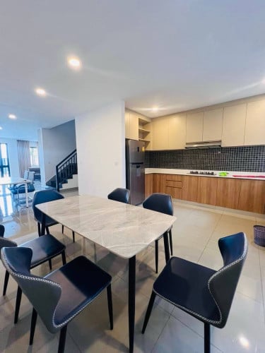 联排别墅 LA 出租 | Link Villa LA for Rent