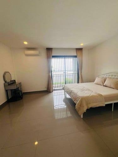 联排别墅 LA 出租 | Link Villa LA for Rent
