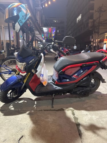 摩托车 moto