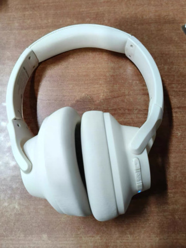 កាស bluetooth soundcore Q20i