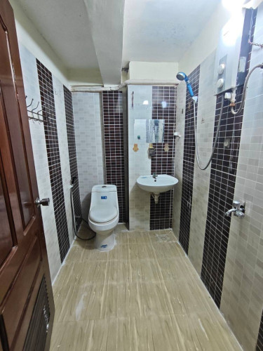 🏠ផ្ទះជួលមាន9បន្ទប់គេង,ទីតាំង ដីសរ,$1600/ខែ