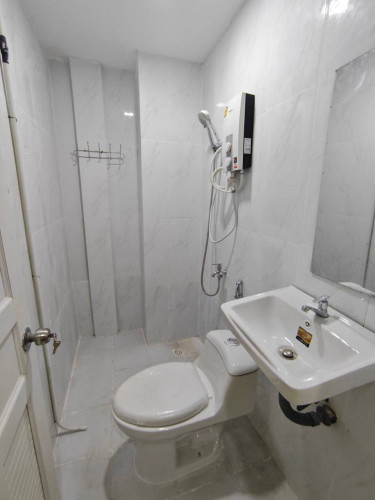 🏠ផ្ទះជួលមាន9បន្ទប់គេង,ទីតាំង ដីសរ,$1600/ខែ