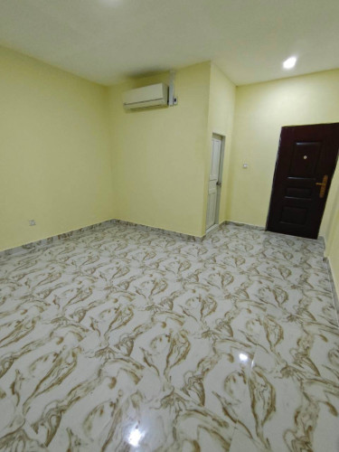 🏠ផ្ទះជួលមាន9បន្ទប់គេង,ទីតាំង ដីសរ,$1600/ខែ