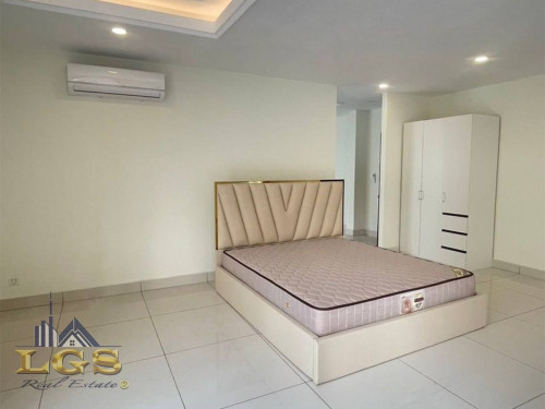 ๐ แแธแกแถแแแแธแ แแแแแถแแแแฝแ | Queen Villa for Rent