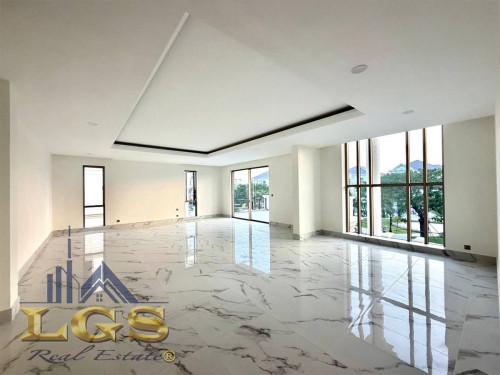 🏡 វីឡាឃ្វីន សម្រាប់លក់បន្ទាន់(Eco Poli 1)