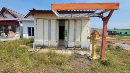 🏦House Available for Urgent Sale at a Special Price (Negotiable).