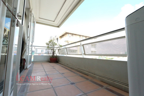 1 bedroom serviced apartment for rent in Russian Market area