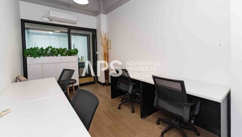 15 sqm- Service Office for Rent - On Monivong Blvd, BKK2
