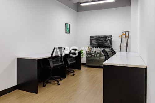 15 sqm- Service Office for Rent - On Monivong Blvd, BKK2