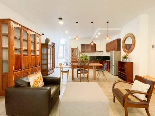 2 Bedroom Services Apartment for rent in BKK1-Phnom Penh.