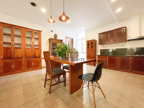 2 Bedroom Services Apartment for rent in BKK1-Phnom Penh.