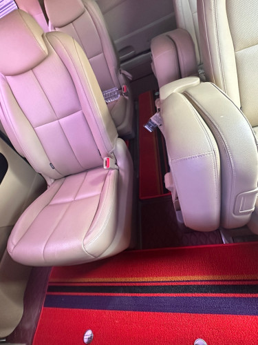 2015  Kia carnival full option