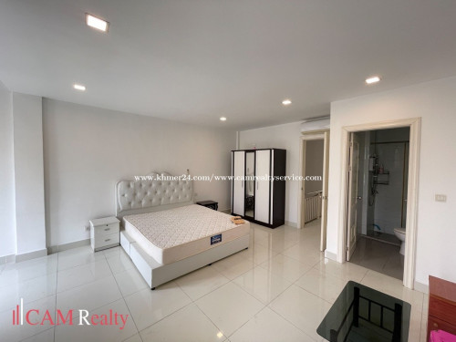 4 BR Link Villa For Rent In Borey Chip Mong Sen Sok
