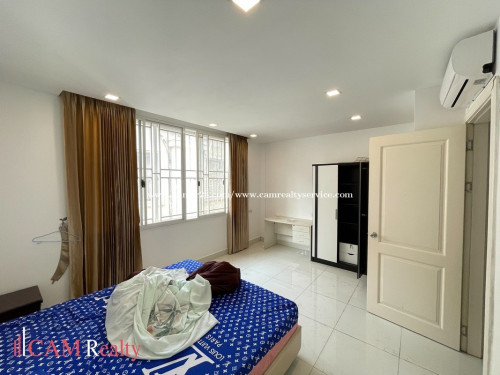 4 BR Link Villa For Rent In Borey Chip Mong Sen Sok