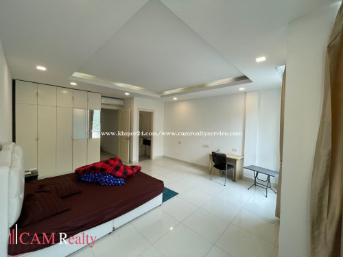 4 BR Link Villa For Rent In Borey Chip Mong Sen Sok