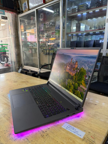 Asus ROG Strix G815LP