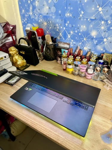 Asus Rogstrix  G713RM  98%
