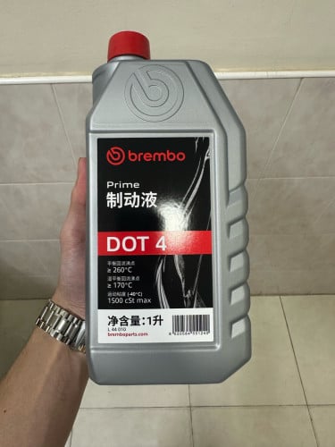 Brembo brake oil Dot4