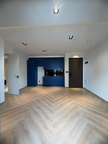 Condo2bed good price