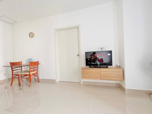 COZY TWO BEDROOM FOR RENT AT PARKLAND TK